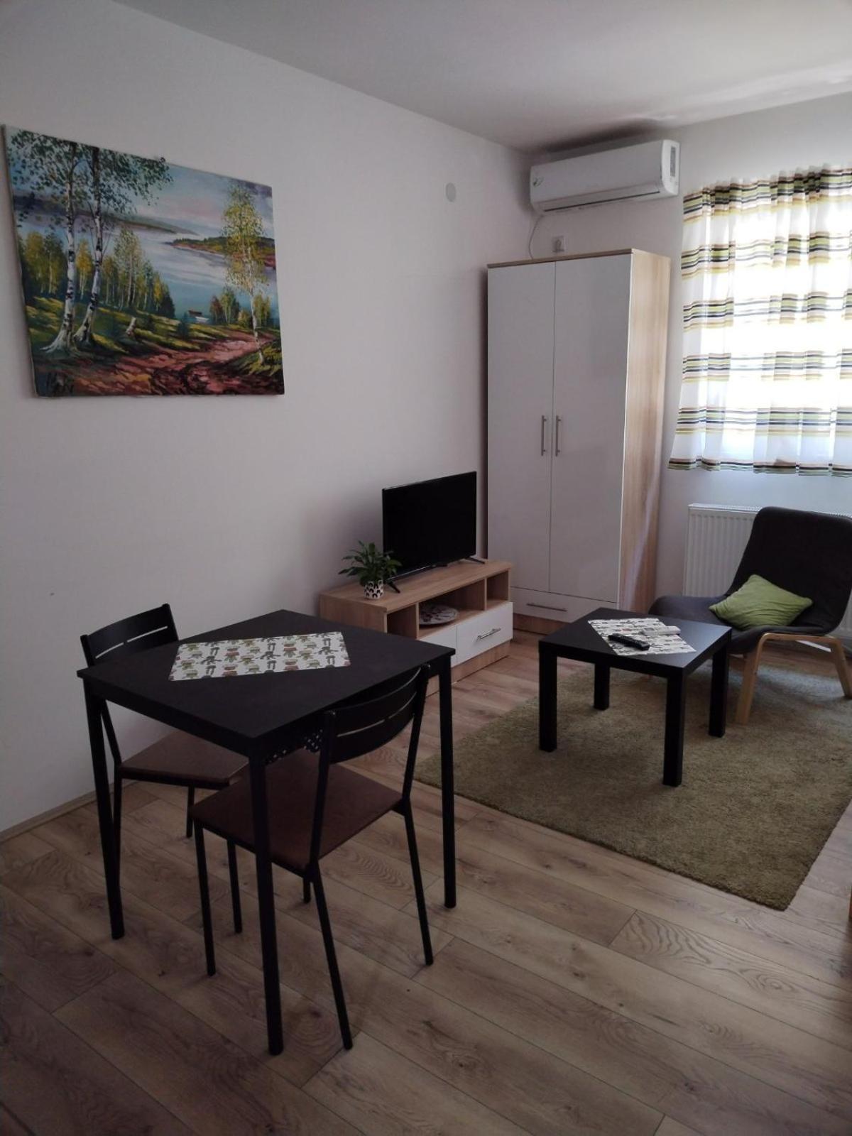 V&V Studio Apartments Ni Habitación foto